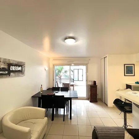 Apartment Sunlight - Mirage - With Parking And Terrace *